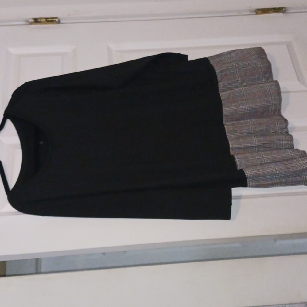 🌼🌷Black blouse top🌼🌷